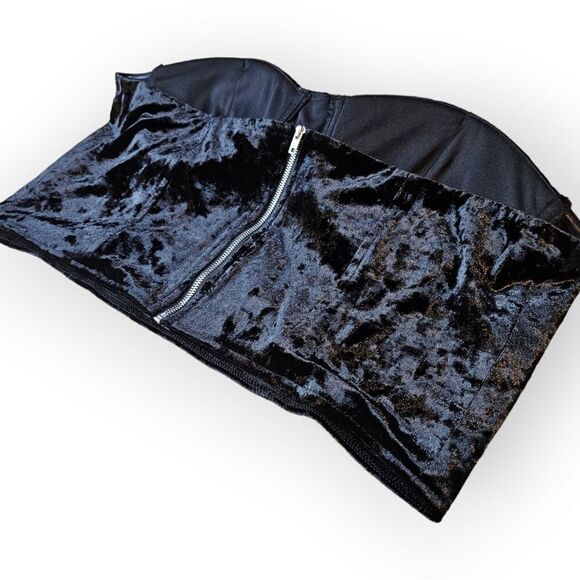 🌼4/$30 Boohoo Black Crushed Velvet Crop Top Bustier - Picture 7 of 9